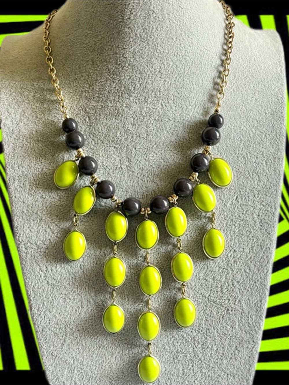 Stony Navy Blue + Green Beaded Dangle Necklace